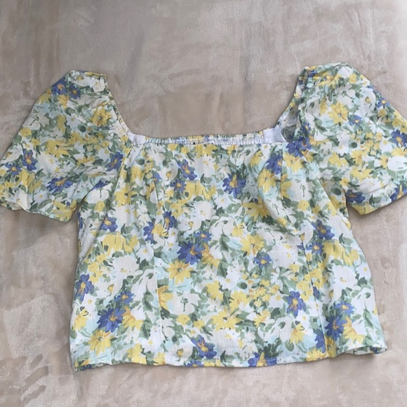 Abercrombie and Fitch Women’s Off the Shoulder/ Square Neck Top - Picture 1 of 4